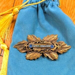 1930's Antique Art Deco Crystal brooch